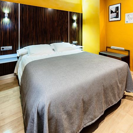 Hotel Gran Via Сарагоса Экстерьер фото