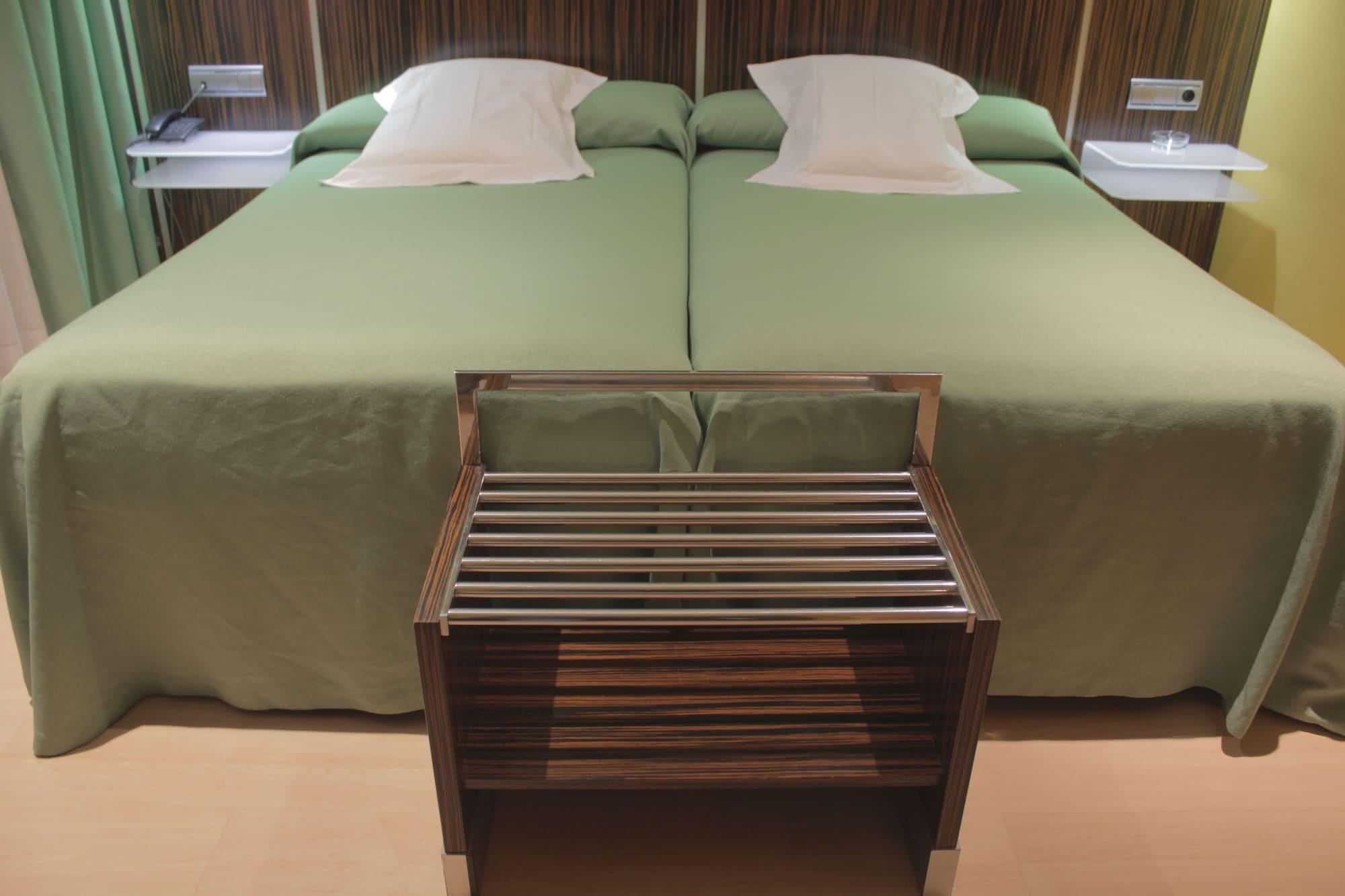 Hotel Gran Via Сарагоса Экстерьер фото