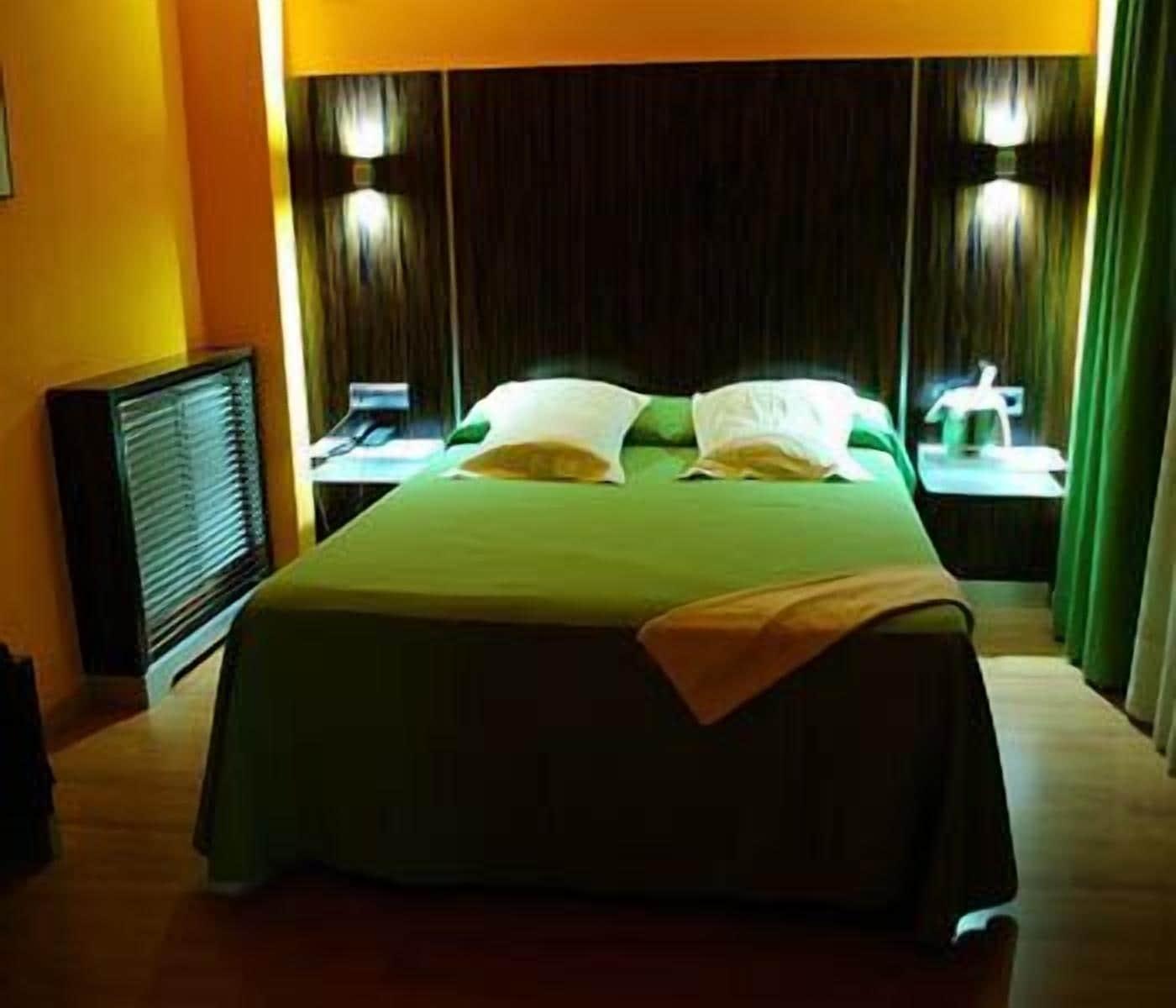 Hotel Gran Via Сарагоса Экстерьер фото