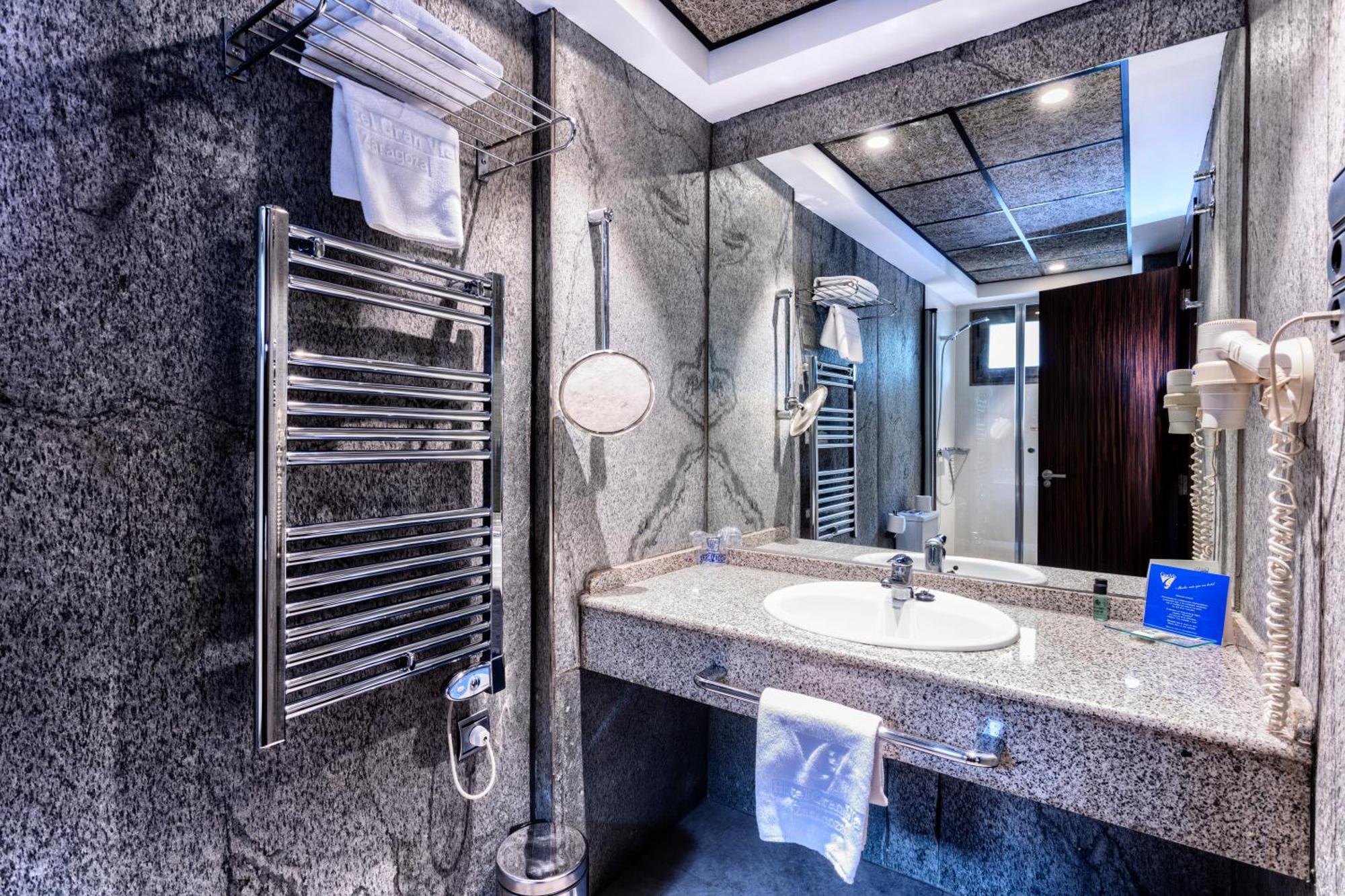 Hotel Gran Via Сарагоса Экстерьер фото